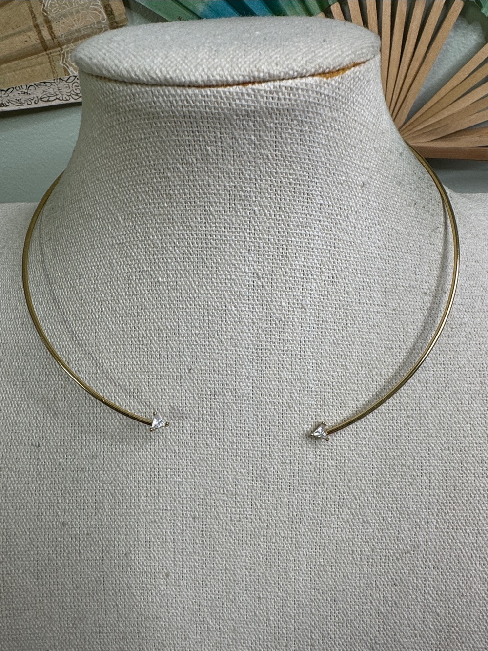 Gold Open Choker Necklace with Pyramid Endcaps